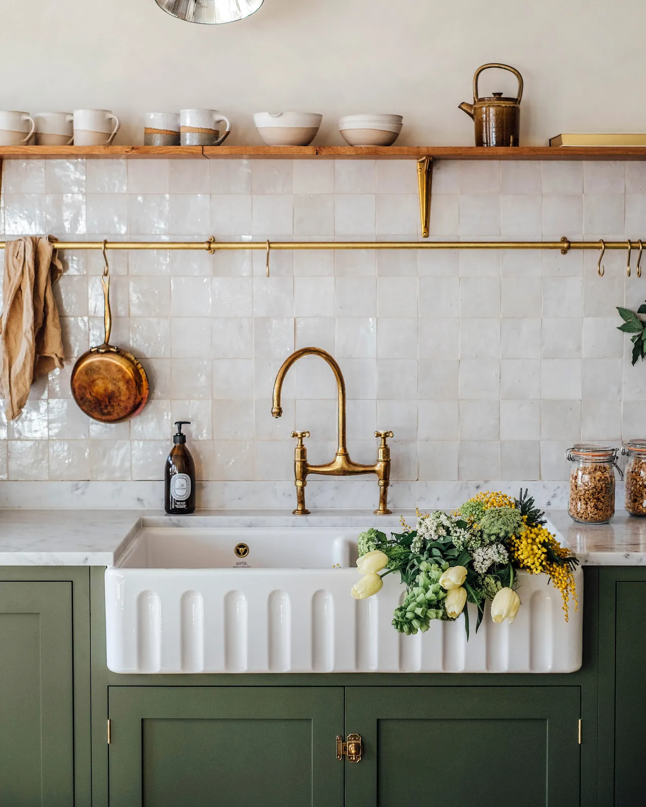 deVOL 1000 Double Fluted Belfast Sink | deVOL Kitchens